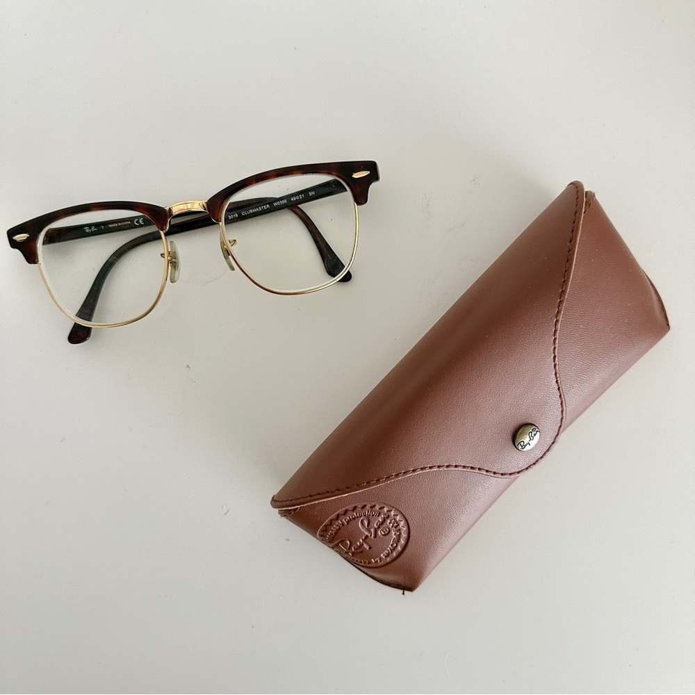 Ray-Ban Tortoise and Gold Clubmaster